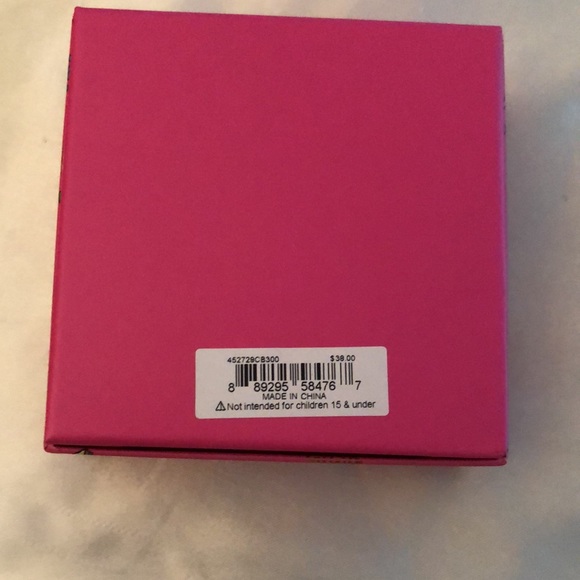 Betsey Johnson Gold Tone Apple Drop Earrings Crystal Accents NIB - Picture 10 of 11